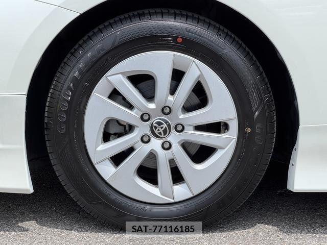 Toyota PRIUS 2016-09 8438538-6