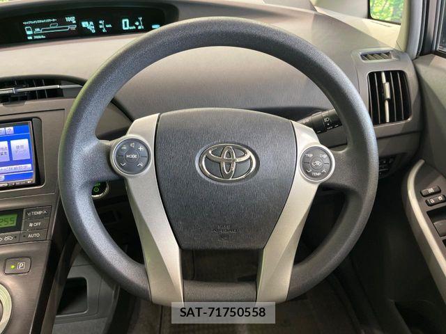 Toyota PRIUS 2010-08 8438739-10