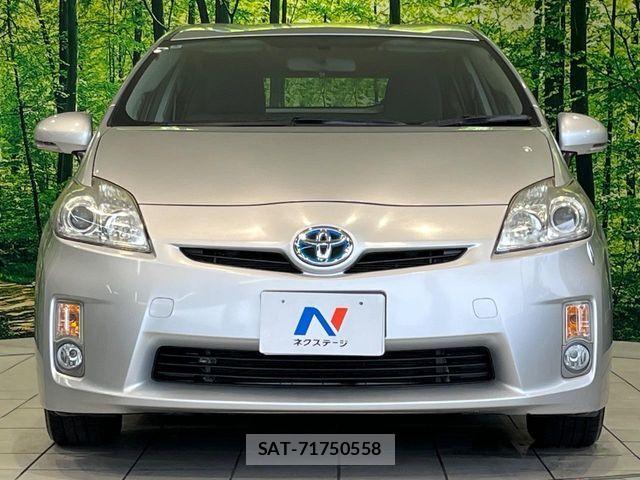 Toyota PRIUS 2010-08 8438739-13
