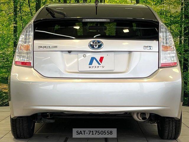 Toyota PRIUS 2010-08 8438739-14