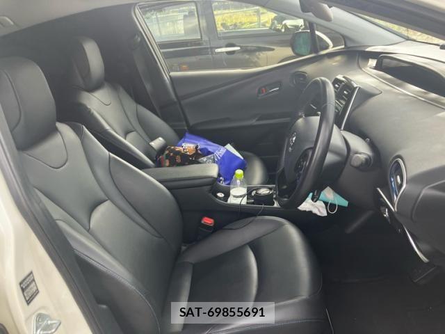 Toyota PRIUS 2019-07 8438734-9
