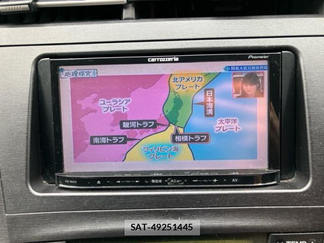 Toyota PRIUS 2011-02 8438716-14