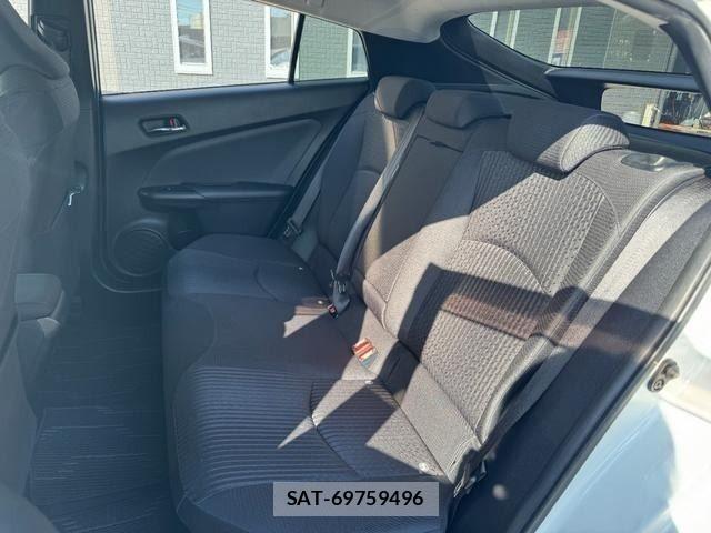 Toyota PRIUS 2016-06 8438735-11