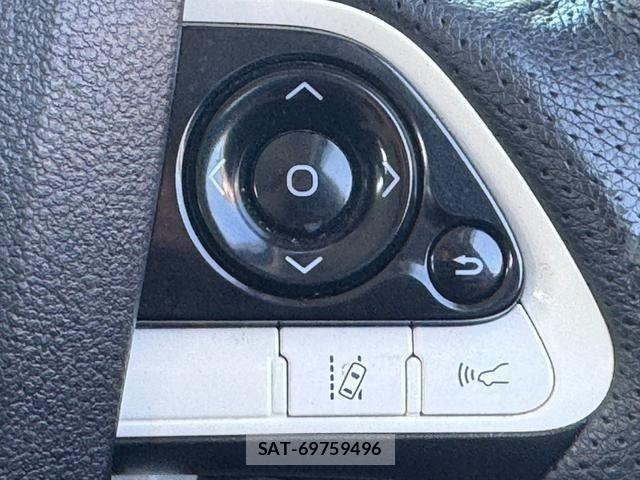 Toyota PRIUS 2016-06 8438735-16