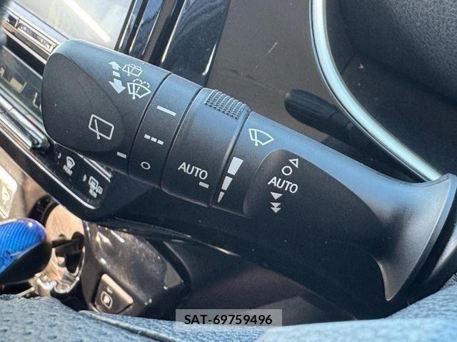 Toyota PRIUS 2016-06 8438735-17