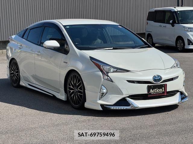 Toyota PRIUS 2016-06 8438735-6