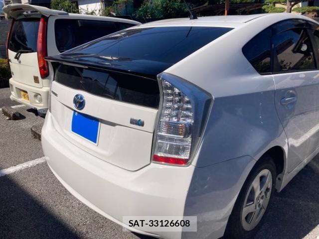 Toyota PRIUS 2010-09 8438634-2