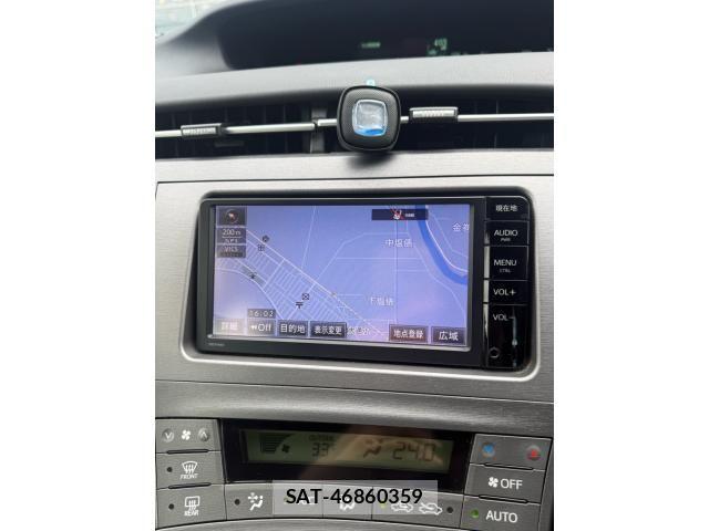Toyota PRIUS 2014-07 8438738-23