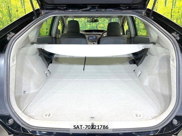 Toyota PRIUS 2010-10 8458231-9