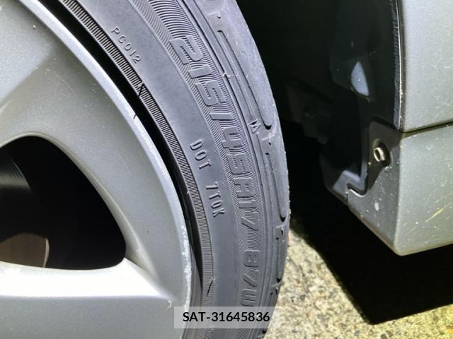 Toyota PRIUS 2011-01 8458241-3