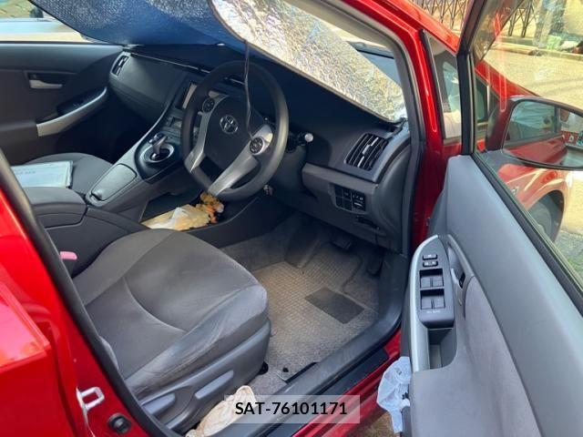 Toyota PRIUS 2011-09 8458244-12