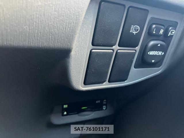 Toyota PRIUS 2011-09 8458244-17