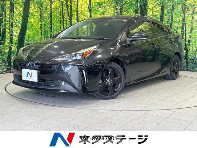 Toyota PRIUS 2021-11 8457314-0