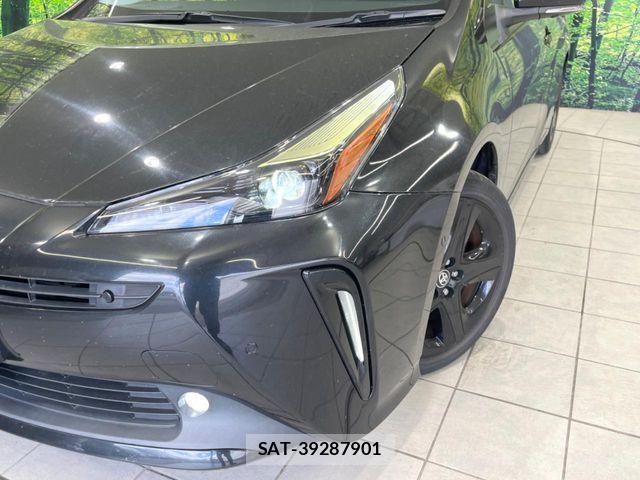 Toyota PRIUS 2021-11 8457314-11