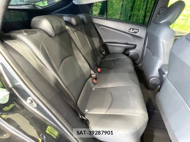 Toyota PRIUS 2021-11 8457314-8