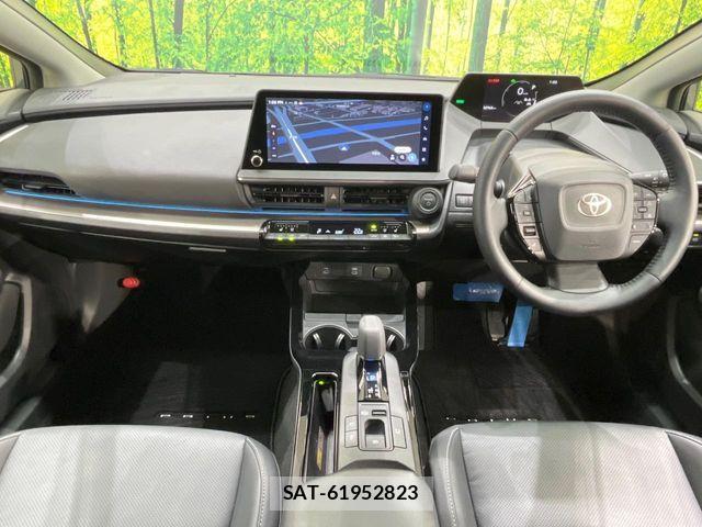 Toyota PRIUS 2023-11 8458205-1