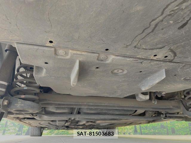 Toyota PRIUS 2014-03 8458232-18