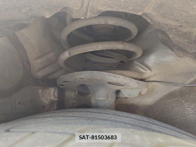 Toyota PRIUS 2014-03 8458232-19