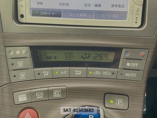 Toyota PRIUS 2014-03 8458232-6