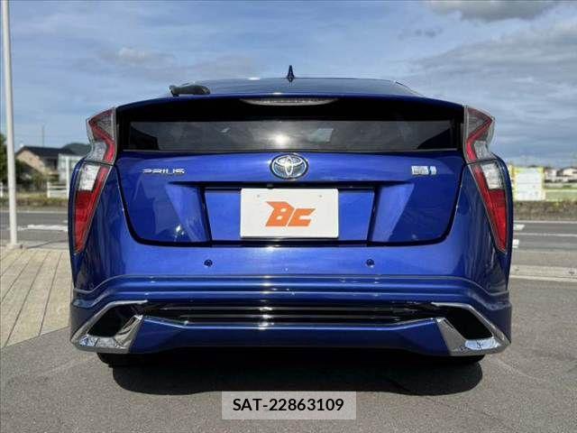 Toyota PRIUS 2016-05 8458219-13