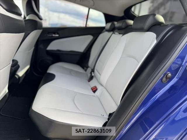 Toyota PRIUS 2016-05 8458219-17