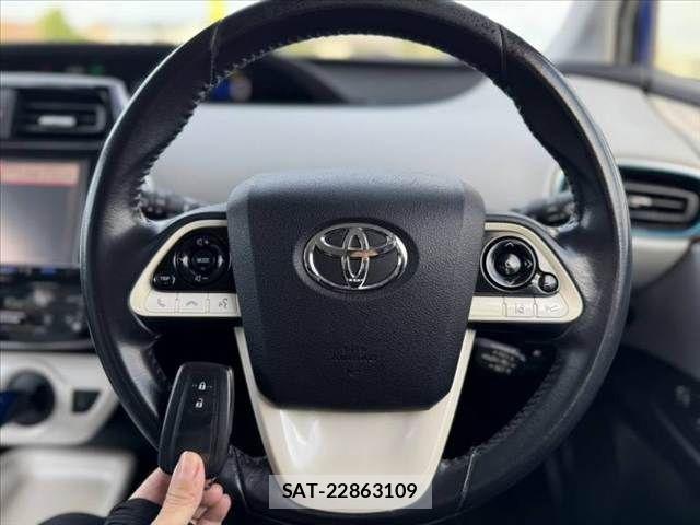 Toyota PRIUS 2016-05 8458219-5