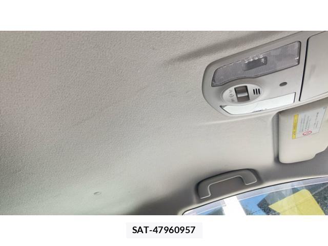 Toyota PRIUS 2010-12 8458240-18