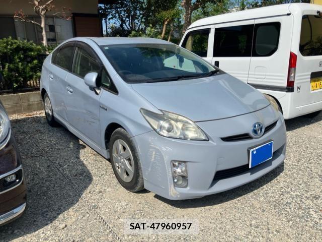 Toyota PRIUS 2010-12 8458240-2
