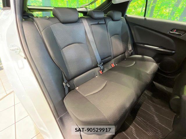 Toyota PRIUS 2021-02 8458213-12