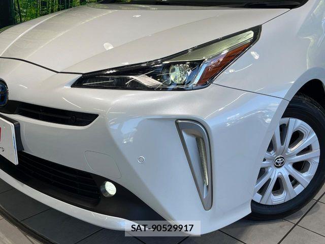 Toyota PRIUS 2021-02 8458213-15