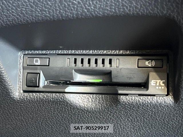 Toyota PRIUS 2021-02 8458213-5