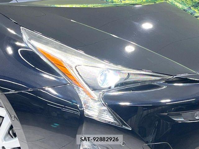 Toyota PRIUS 2017-09 8458216-12