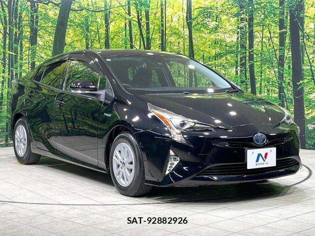 Toyota PRIUS 2017-09 8458216-15