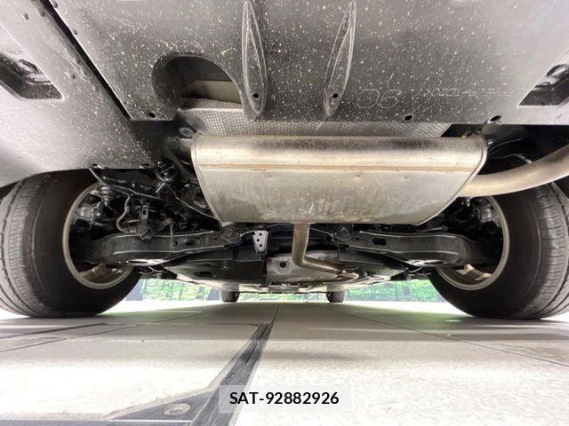 Toyota PRIUS 2017-09 8458216-18