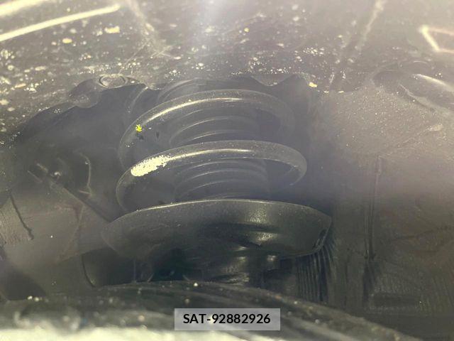 Toyota PRIUS 2017-09 8458216-19