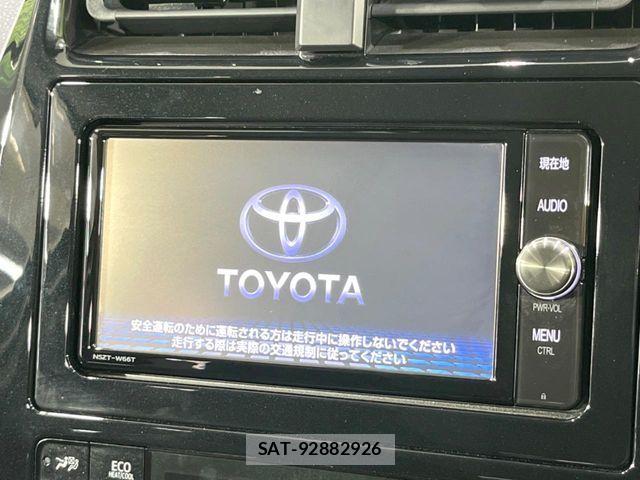Toyota PRIUS 2017-09 8458216-2