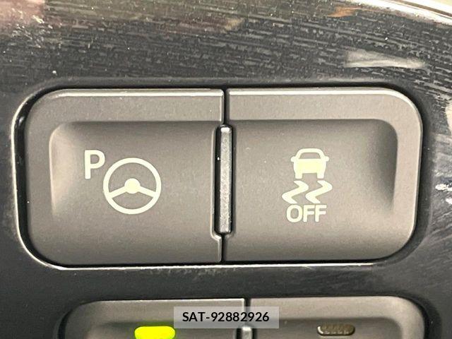 Toyota PRIUS 2017-09 8458216-4