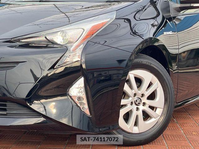 Toyota PRIUS 2016-12 8458222-11