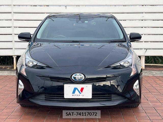 Toyota PRIUS 2016-12 8458222-13