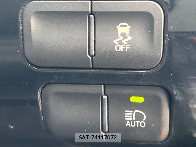 Toyota PRIUS 2016-12 8458222-6