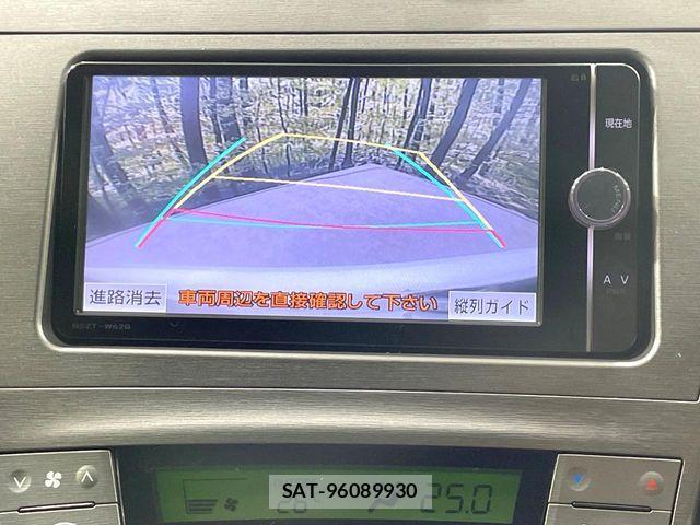 Toyota PRIUS 2014-02 8458225-3