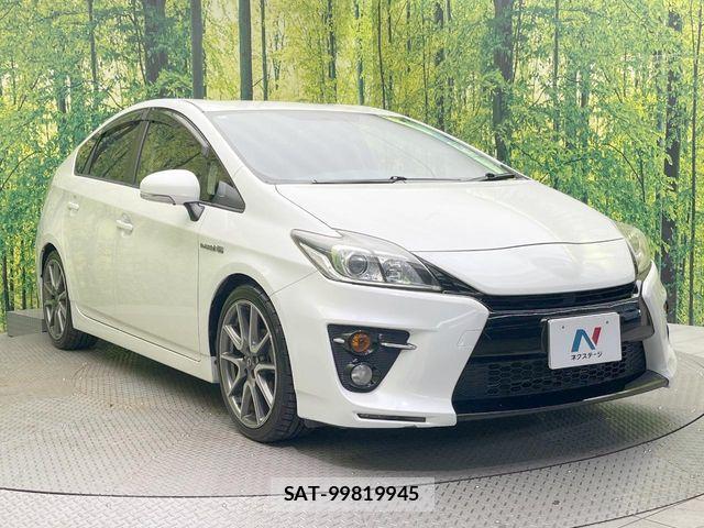 Toyota PRIUS 2014-02 8458229-15