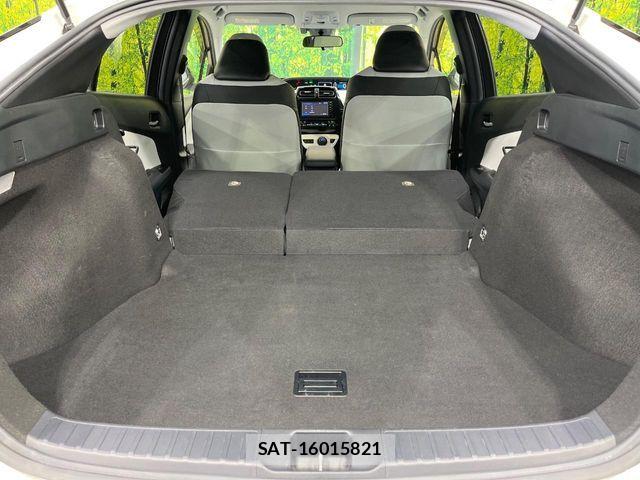 Toyota PRIUS 2016-07 8458218-9