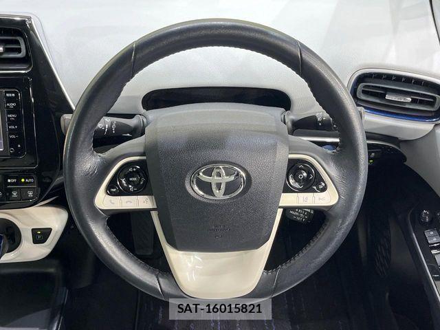 Toyota PRIUS 2016-07 8458218-10