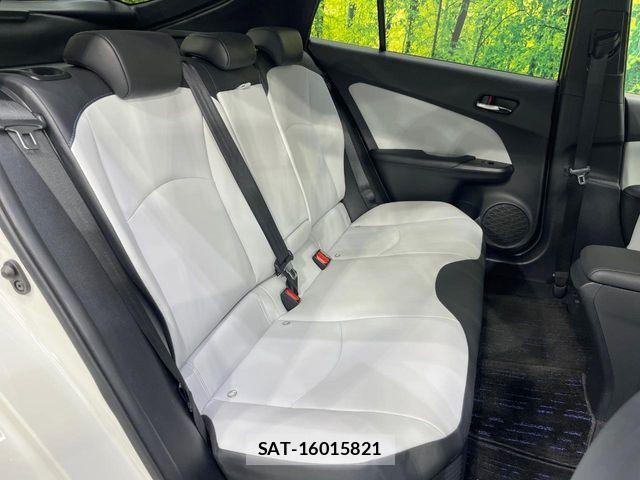 Toyota PRIUS 2016-07 8458218-8