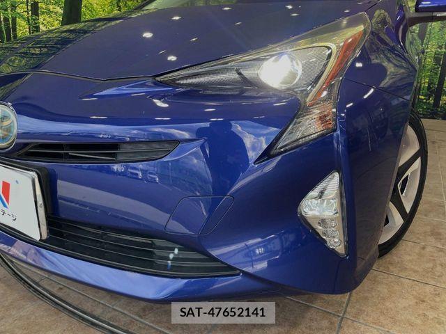 Toyota PRIUS 2016-04 8458223-11