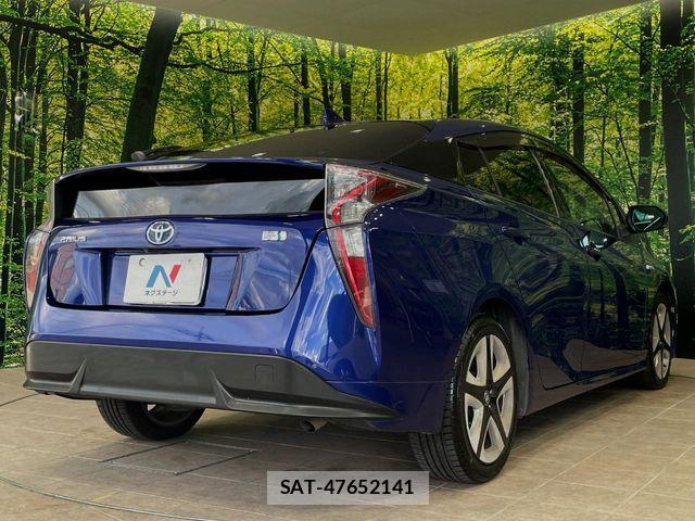 Toyota PRIUS 2016-04 8458223-16