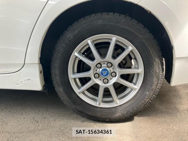 Toyota PRIUS 2010-12 8458242-9