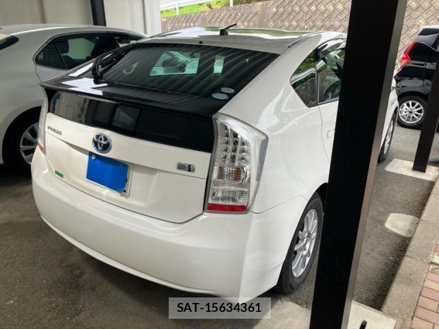 Toyota PRIUS 2010-12 8458242-6