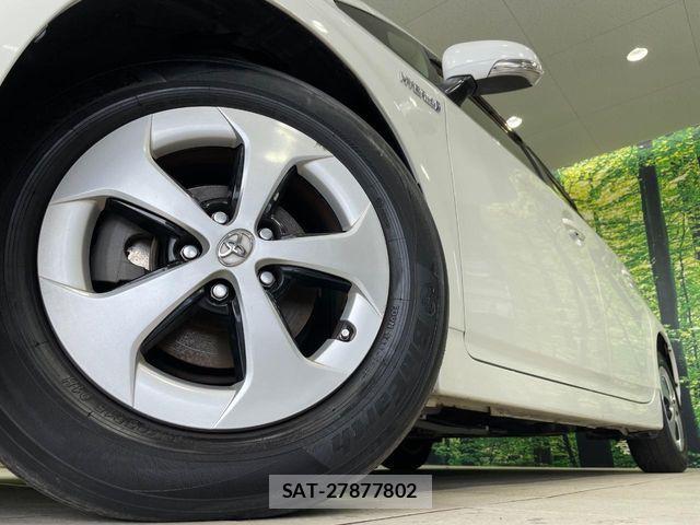 Toyota PRIUS 2012-07 8458230-12